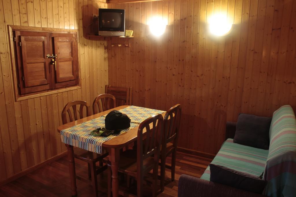 Camping Boneta 巴鲁尔拉 客房 照片